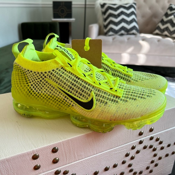 SOLD Nike Air VaporMax 2021 Flyknit Next to Nature Volt Black Neon Green - Picture 7 of 15